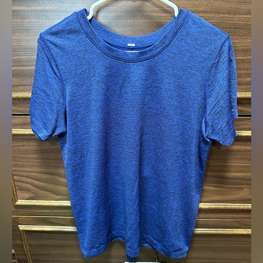 Lululemon Breeze By Short Sleeve Size 10